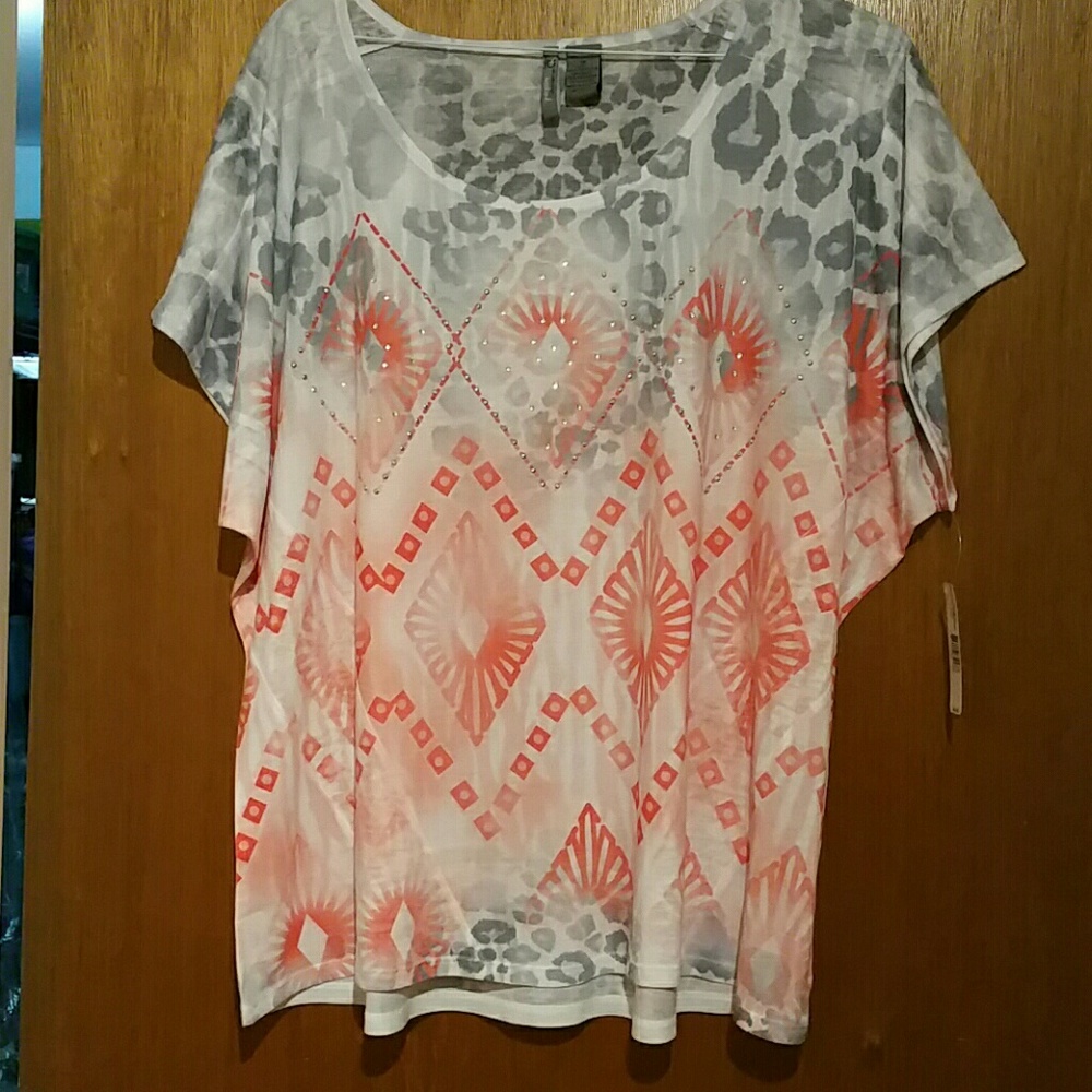Coral/gray top